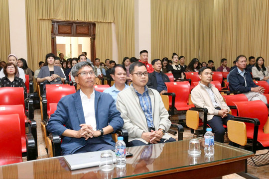Báo và PTTH Lâm Đồng học tập Nghị quyết Trung ương 2