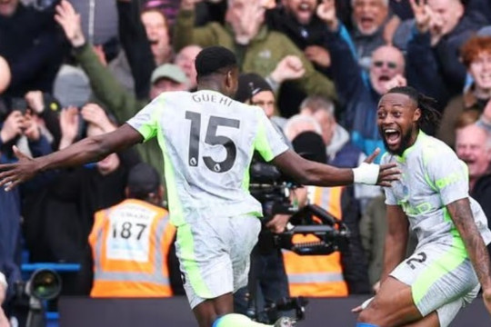 Manchester City đè bẹp Chelsea 3-0: Lời cảnh báo đanh thép gửi tới Arsenal