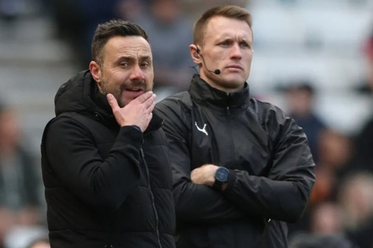 Tottenham Hotspur rơi vào nhóm cầm đèn đỏ: Kịch bản điên rồ tại cuộc đua trụ hạng Ngoại hạng Anh