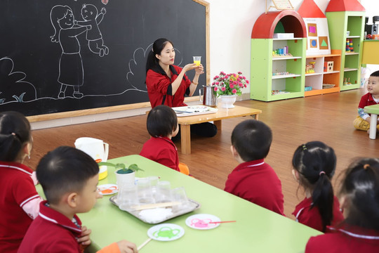 Quy định mới về chuẩn nghề nghiệp giáo viên mầm non