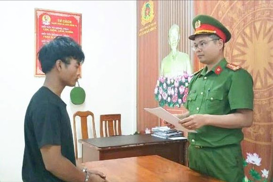 Công an Lâm Đồng khởi tố 2 đối tượng giả danh công an để cướp tài sản
