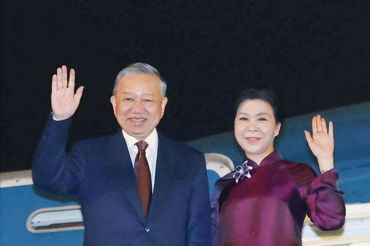 Tổng Bí thư, Chủ tịch nước Tô Lâm và phu nhân lên đường thăm cấp Nhà nước đến Trung Quốc