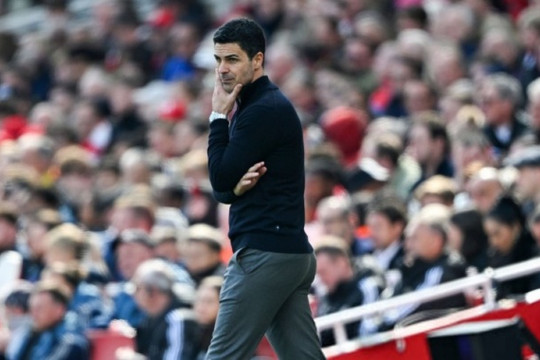 Arsenal hụt hơi trong cuộc đua vô địch: Khi bóng ma tâm lý và sự kiệt quệ bủa vây Pháo thủ