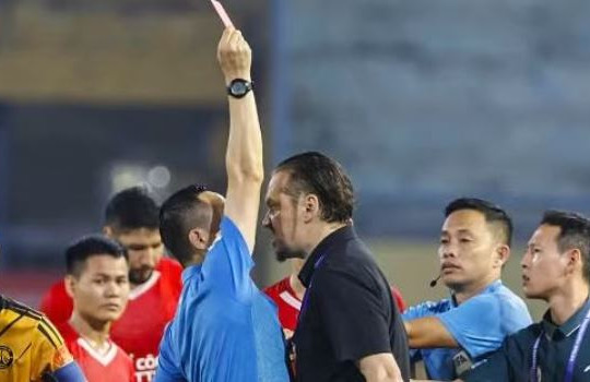 HLV Velizar Popov và mặt tối của cá tính: Kỷ lục buồn tại V-League