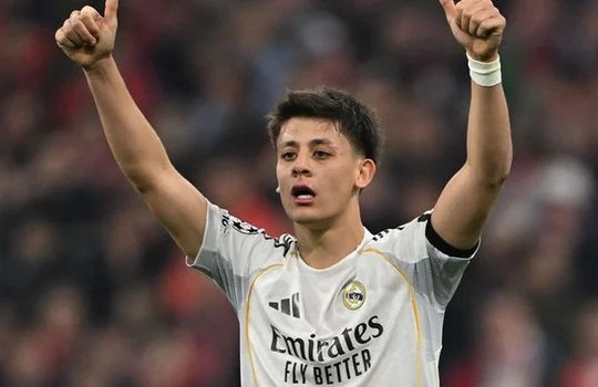 Arda Guler lập siêu phẩm và kỷ lục trong đêm Real Madrid cay đắng rời Champions League