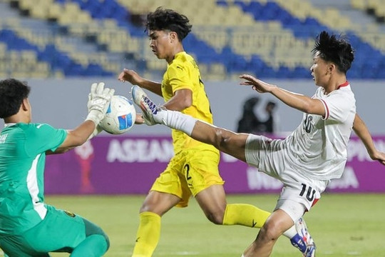 U17 Indonesia 0-1 U17 Malaysia: "Garuda Muda" hẹp cửa đi tiếp sau cú sốc tại Gresik