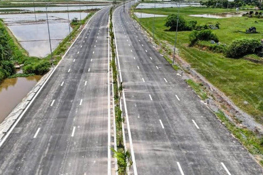 Hà Nội đầu tư hơn 4,6 km đường trục kinh tế Phú Minh - Nam Triều