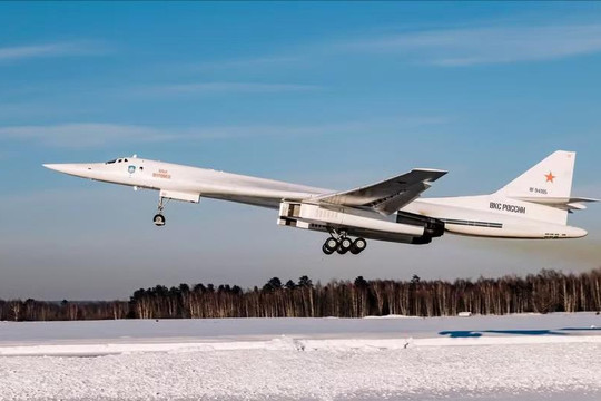 Chỉ một phần ba phi đội máy bay ném bom Tu-160M của Nga đủ khả năng tác chiến