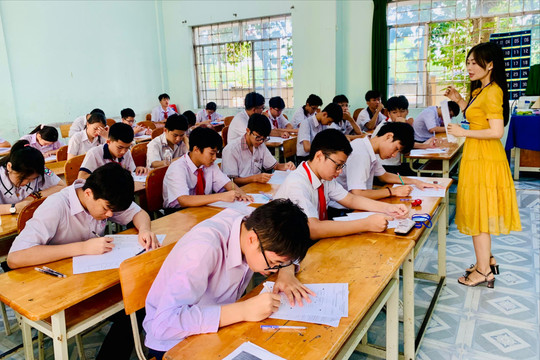 Hơn 3.100 học sinh tham gia Kỳ thi Olympic 19/4 lần thứ I