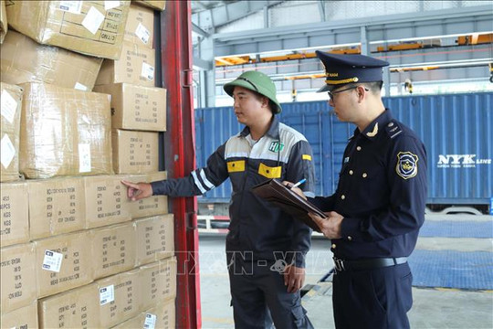 Đẩy mạnh đơn giản hóa thủ tục Hải quan trong lĩnh vực ô tô
