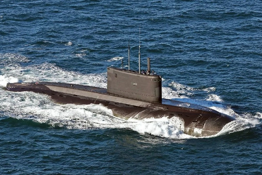 Năng lực tác chiến tàu ngầm Iran: Chiến lược phong tỏa tại eo biển Hormuz