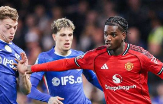 MU hạ gục Chelsea tại Stamford Bridge: Ayden Heaven rực sáng và nỗi thất vọng Garnacho