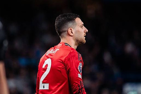 Man United áp sát vé Champions League: Dalot và Cunha rực sáng tại Stamford Bridge
