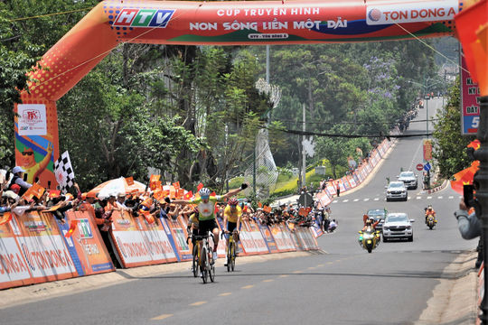 Sergei Kulikov wins Stage 16 from Nha Trang to Da Lat