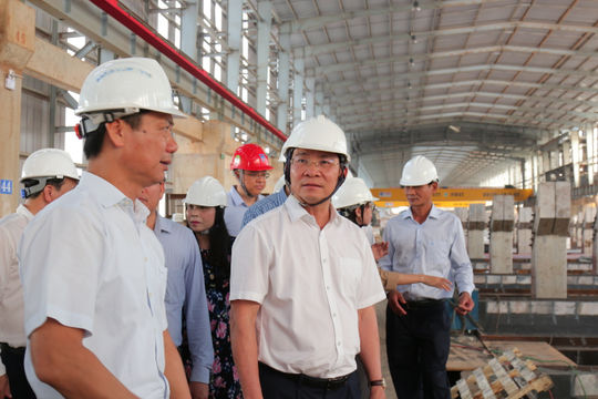 Chủ tịch UBND tỉnh Lâm Đồng thực địa nhiều dự án khu vực phía Tây Lâm Đồng