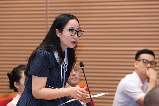 Hết thời hạn quyết toán, doanh nghiệp mới bị từ chối tờ khai thuế thì có bị phạt không?