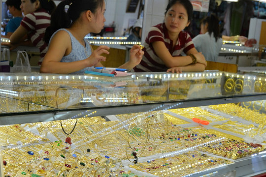 Giá vàng hôm nay 22/4/2026: Giá vàng 9999, vàng nhẫn BTMC BTMC DOJI giữa tuần