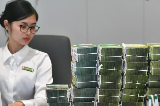 Lãi suất ngân hàng hôm nay 21/4/2026: VPBank giảm lần thứ hai trong tháng