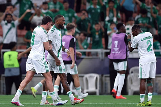 Ivan Toney tỏa sáng giúp Al Ahli ngược dòng hạ Vissel Kobe vào chung kết AFC Champions League Elite