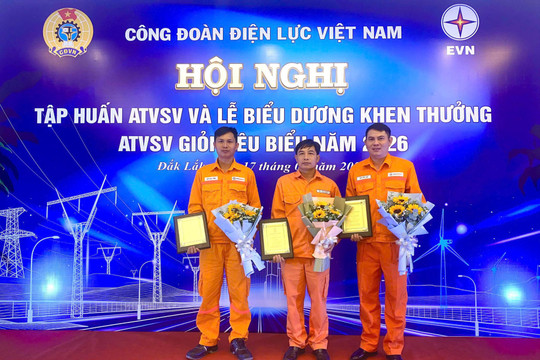 Anh Đỗ Văn Tiến - người canh giữ dòng điện trên cao nguyên bằng kỷ luật và sự tinh tường