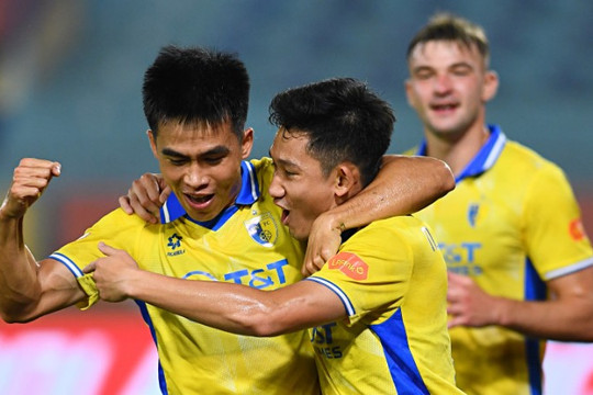Đại chiến Ninh Bình vs Hà Nội FC: Cuộc đua top 3 V-League 2025/26 bước vào hồi kết