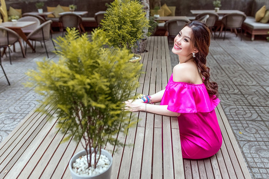 Á hậu Diễm Trang: Ưu tiên nuôi dạy con và triết lý cân bằng cuộc sống hiện đại