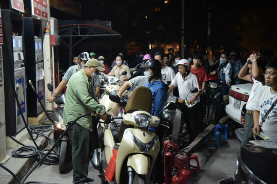 Bảng giá xăng dầu hôm nay 24/4/2026: Giá xăng dầu Petrolimex, PVOIL, Mipec, Thalexim thứ Sáu