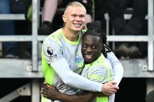 Man City đánh chiếm ngôi đầu Ngoại hạng Anh: Vì sao Opta vẫn chọn Arsenal vô địch?