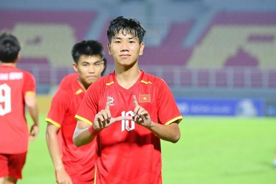 U17 Việt Nam ngược dòng kịch tính hạ Australia 2-1 để vào chung kết