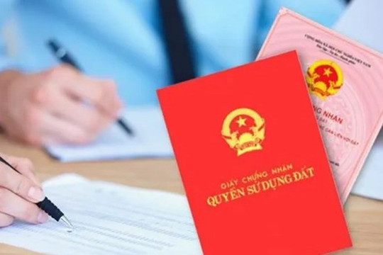 Giấy chứng nhận cấp đổi sau 2004 có được xác định lại diện tích đất ở?