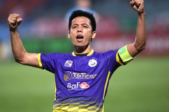 Hà Nội FC áp sát top 3 V-League: Văn Quyết chỉ trích gay gắt lối chơi của Ninh Bình