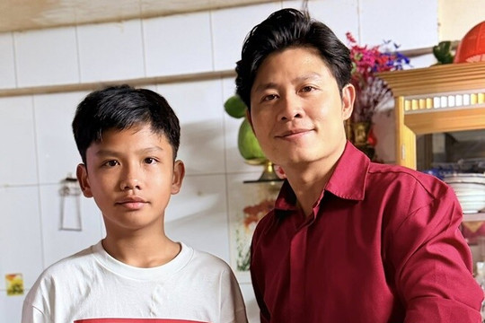 Nhạc sĩ Nguyễn Văn Chung và hành trình giáo dục con trai khi thiếu vắng bàn tay mẹ