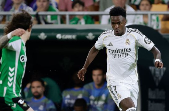 Real Madrid rơi điểm cay đắng phút 90+4: Nguy cơ thành cựu vương La Liga trước Barca