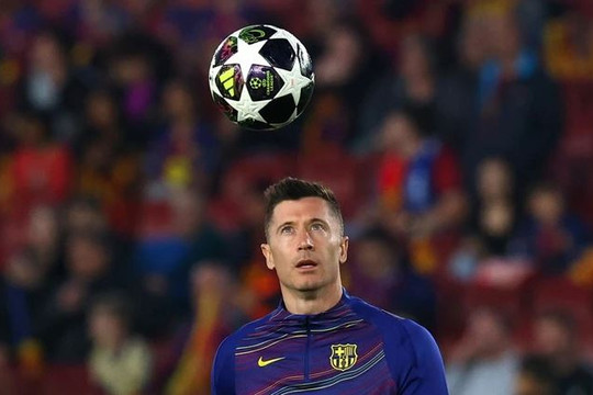 Chuyển nhượng tối 25/4: MU nhắm Lewandowski, Arsenal quyết chiêu mộ Bruno Guimaraes