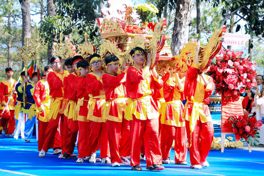 Nhộn nhịp Lễ hội Giỗ Tổ Hùng Vương tại Lâm Đồng
