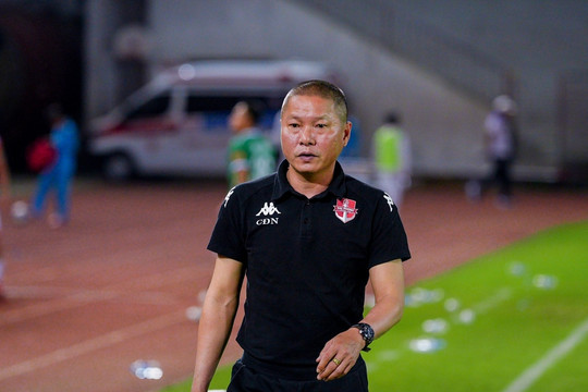 Hải Phòng FC cân nhắc HLV ngoại để thay thế ông Chu Đình Nghiêm sau mùa giải năm nay