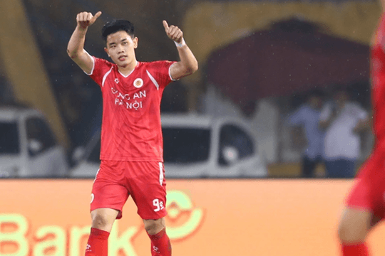 CLB Vissel Kobe nhắm chiêu mộ Nguyễn Đình Bắc sau chuỗi phong độ ghi bàn ấn tượng