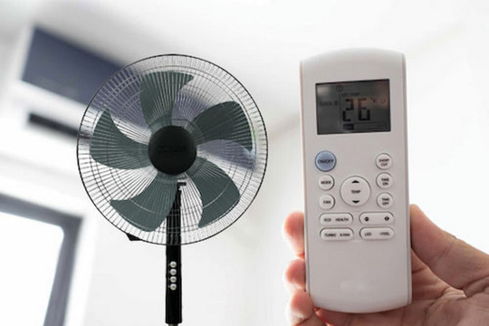Mẹo sử dụng quạt cùng điều hòa để làm mát nhanh và tiết kiệm điện hiệu quả