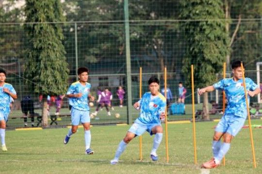 U19 Việt Nam triệu tập sao trẻ từ Tây Ban Nha và bước ngoặt cho Lee Williams tại V-League
