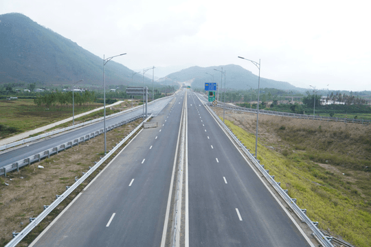 Thông xe cao tốc Hoài Nhơn - Quy Nhơn 12.400 tỷ đồng từ ngày 29/4