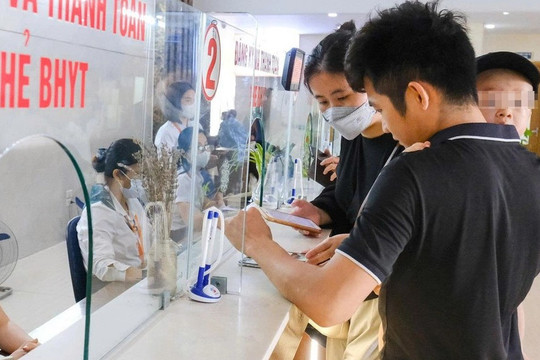 Điều kiện chuyển nơi khám, chữa bệnh ban đầu cho trẻ dưới 6 tuổi