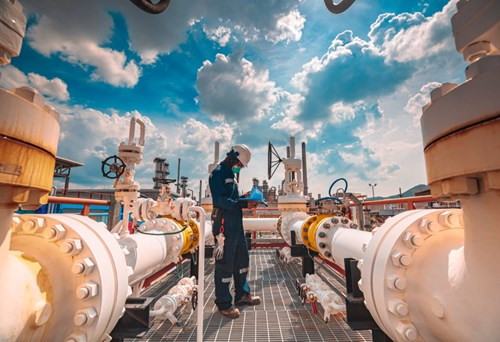 World Bank dự báo giá năng lượng tăng 24% lên mức kỷ lục vào năm 2026
