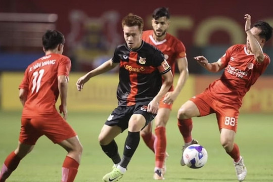 Trọng tài Hàn Quốc cầm còi trận đại chiến Viettel và Ninh Bình tại V.League