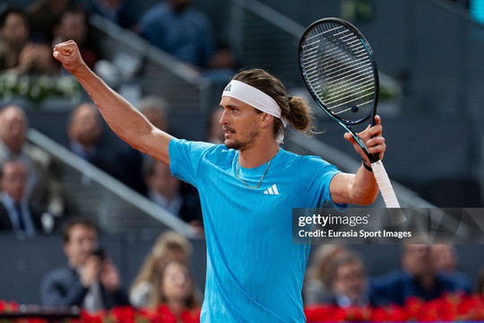 Alexander Zverev hạ gục Cobolli tại Madrid Open, cân bằng kỷ lục của Federer và Nadal