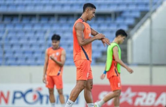 Đỗ Phi Long: 'Lá chắn thép' 1m96 và mảnh ghép tối quan trọng của ĐT Việt Nam