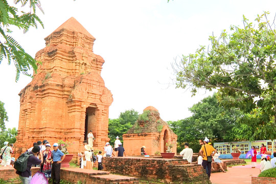 Cham culture enchants visitors to Lam Dong