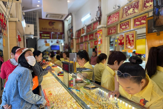 Cập nhật giá vàng hôm nay trưa 3/5/2026: Vàng miếng, nhẫn BTMC, BTMH, DOJI, Phú Quý và vàng thế giới