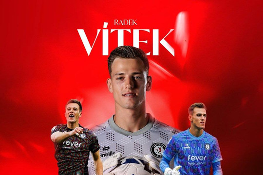 Radek Vitek thâu tóm danh hiệu tại Bristol City: Lời khẳng định gửi đến Man Utd