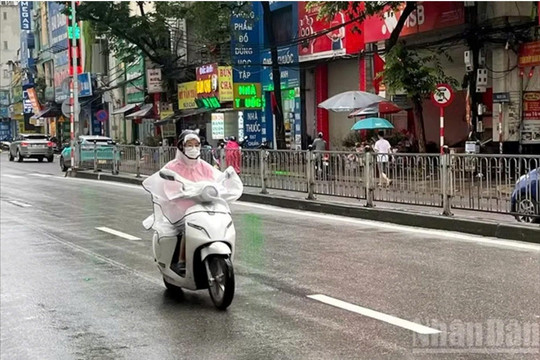 Thời tiết ngày 4/5: Bắc Bộ có mưa rào và dông, Nam Bộ ngày nắng