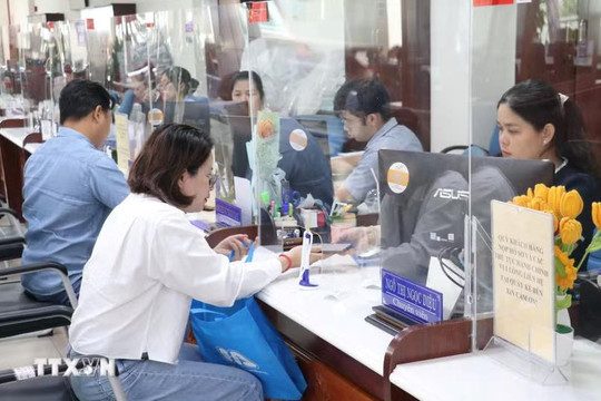 'Bật công tắc' cho mục tiêu tăng trưởng từ việc tháo gỡ rào cản thể chế